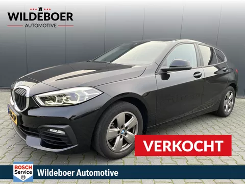 BMW 1-Serie (f40) 118i 140 PK Executive Edition + NAVI + CLIMA + CRUISE + LED + PDC + LMV