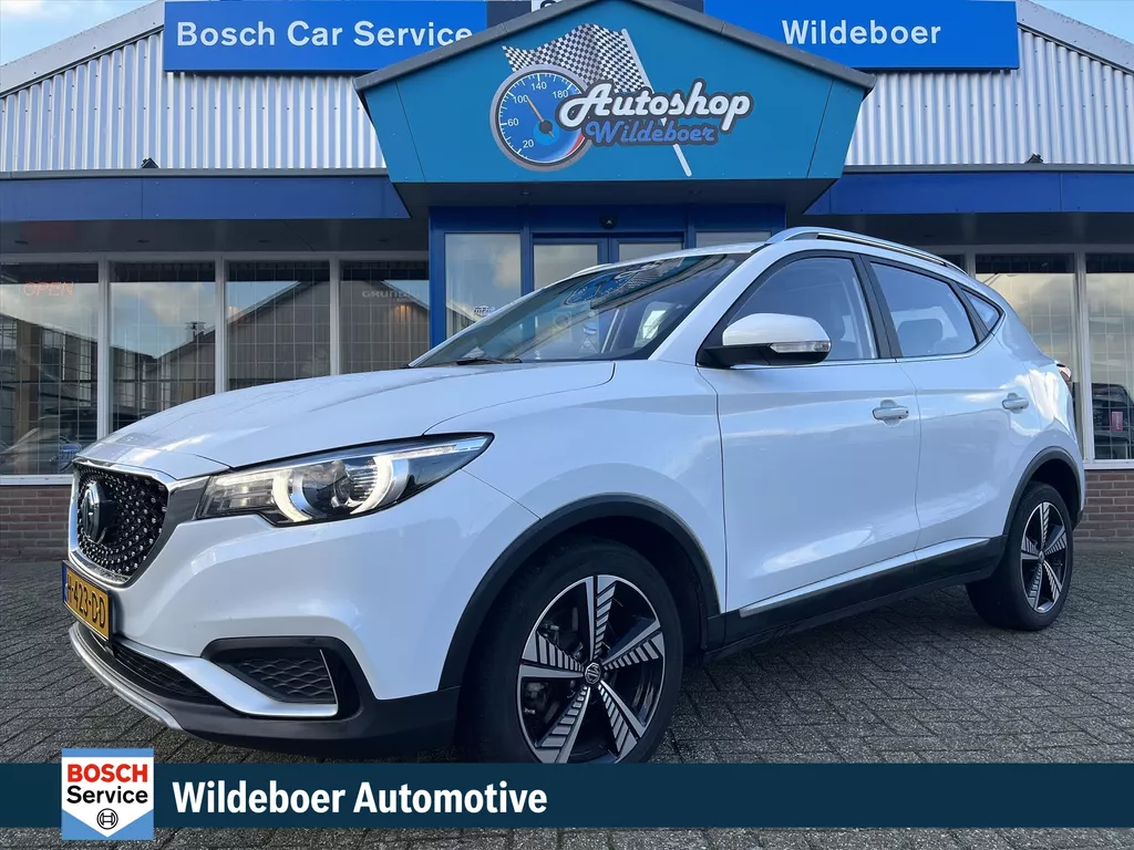 MG Zs Ev Luxury 45 kWh + PANO + LEER + STOELVERWARMING + CARPLAY + LMV